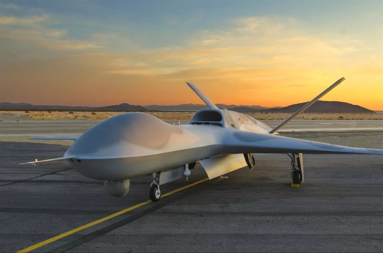 Как выглядит беспилотник фото The MQ-1C Gray Eagle under development by General Atomics Aeronautical Systems (