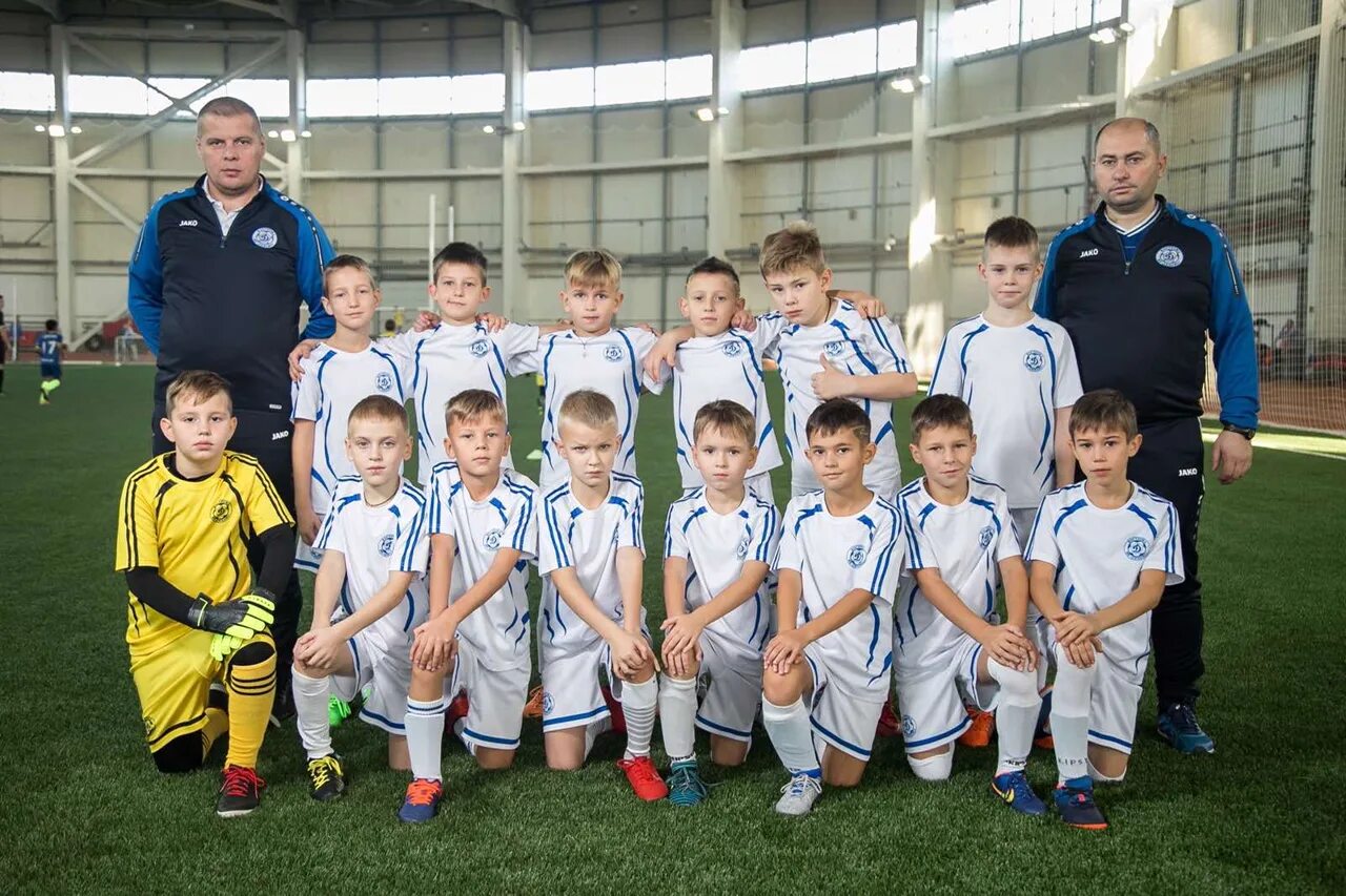 Команда 2010 г по футболу. Дятьково в 2010. Команда 2010 г по футболу. Футбол детская команда. Команда 2010 г по футболу.