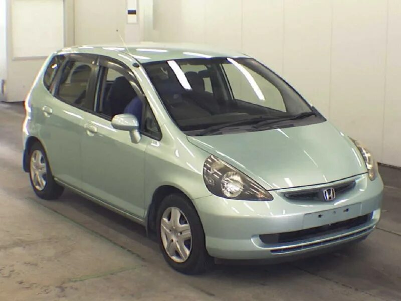 Хонда фит аукцион. Honda Fit gd1. Honda Fit 1. Хонда фит gd1 Рестайлинг. Honda Fit gd1 голубая.