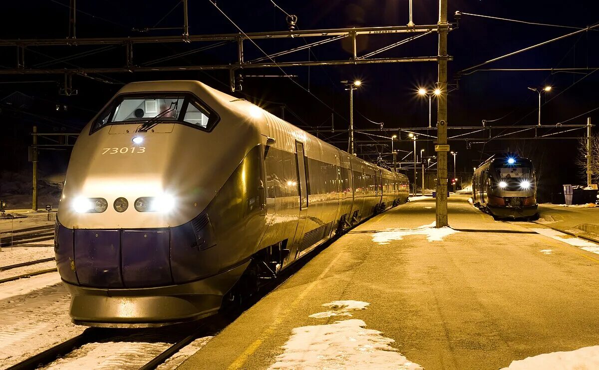 1920x1080 free desktop pictures train Trento, Italy, Train