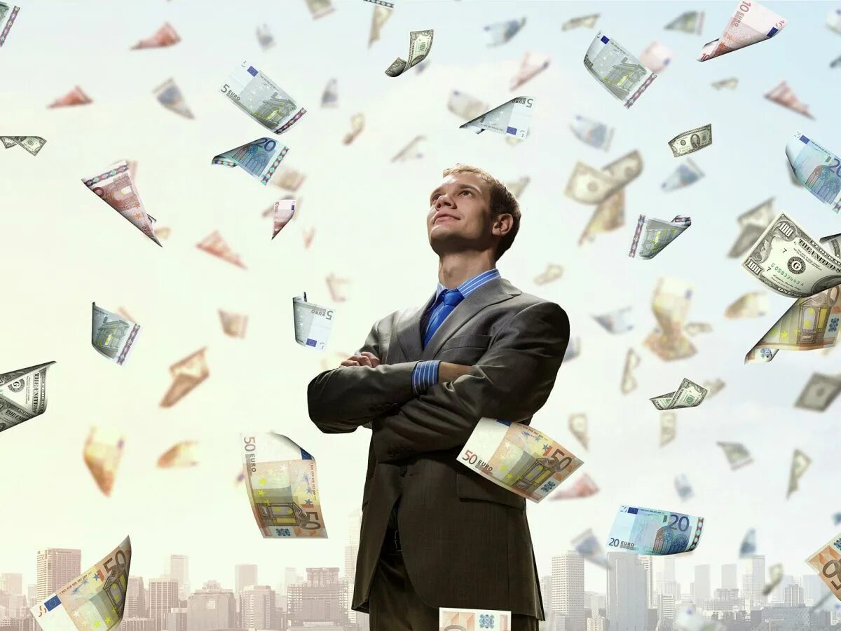 Много денег. Богатый дает деньги. Бизнесмен с деньгами. Финансовая помощь безвозмездно. Помогу деньгами.
