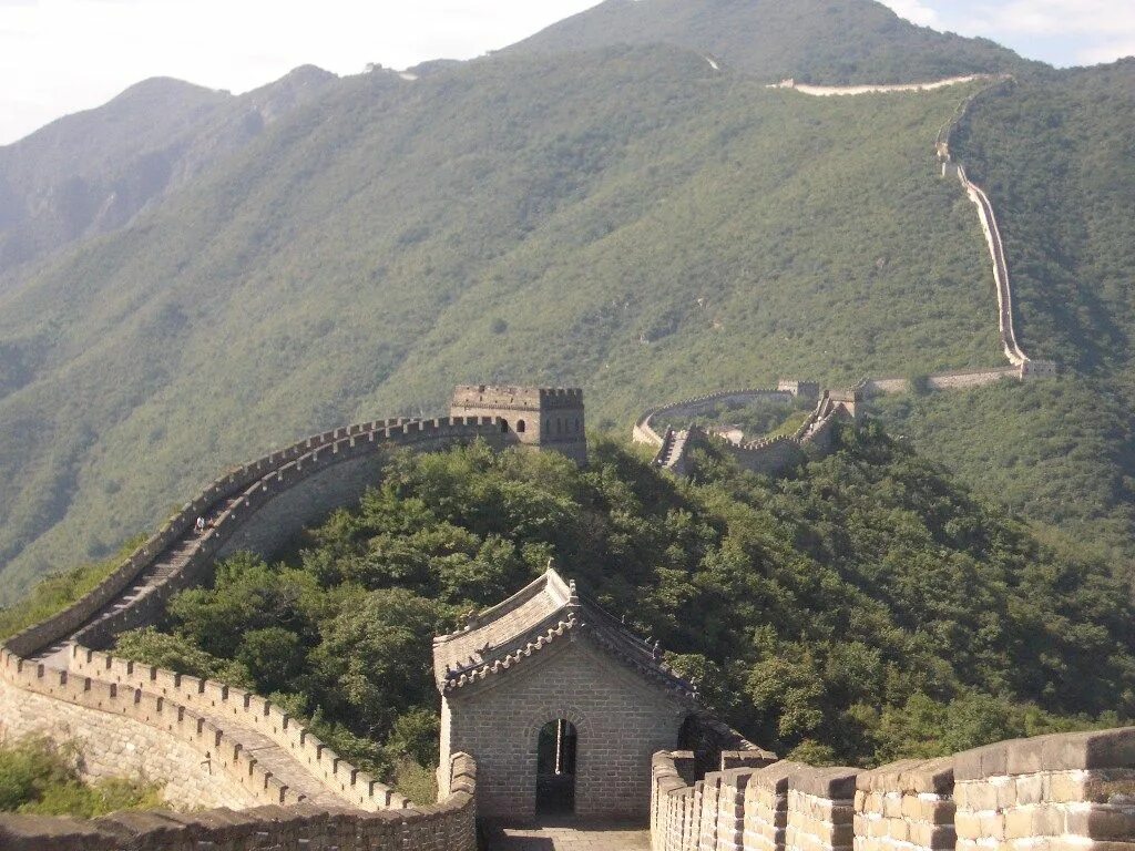 Великая китайская распродажа 2024. Mutianyu great Wall. Достопримечательность Китая Великая китайская стена. Great Wall стена. Китайская стена с высоты птичьего полета.