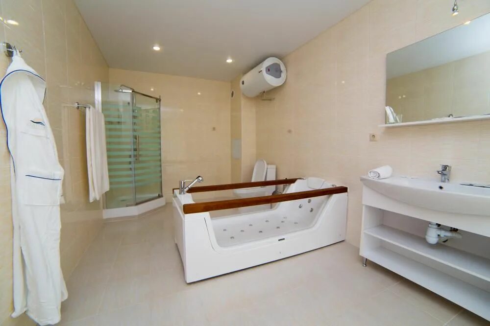 Велнес парк отель гагра абхазия. Велнес парк гагра. Wellness park 4. Wellness park 4. Отель wellness gagra абхазия.