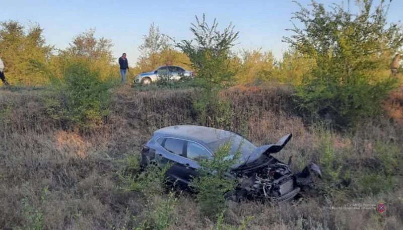 28 август 2021. Авария в Котельниковском районе Волгоградской области. ДТП В Волгограде в августе 2021. Авария в Волгоградской области 28 августа 2022. Авария в Николаевском районе Волгоградской области.