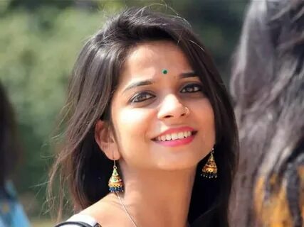 Crime Patrol Actress Preksha Mehta Commits Suicide - Movie News 