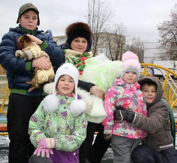 Семейная можайск телефон. Многодетные семьи Можайска. Семья Можайск. Многодетные семьи Можайского района. Многодетные сеья Можайск.