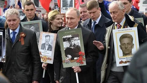 Бессмертный принимает