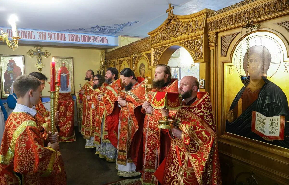 Орехово-зуево храм новомучеников. Храм новомучеников орехово расписание. Расписание работы церкви. Храм новомучеников орехово расписание. Храм новомучеников чебоксары.