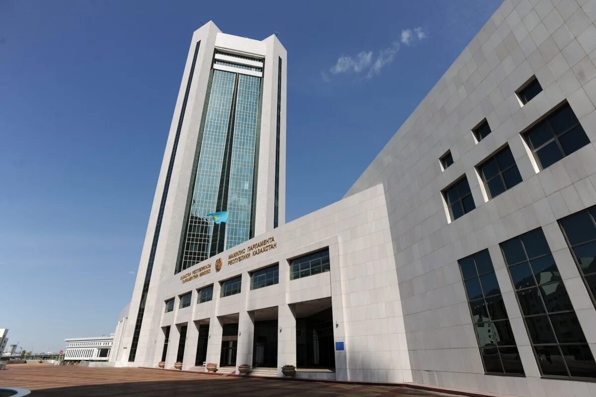 Мажилис рк. Парламент республики казахстан. мажилис астана. парламент казахстана здание. мажилис парламента рк.