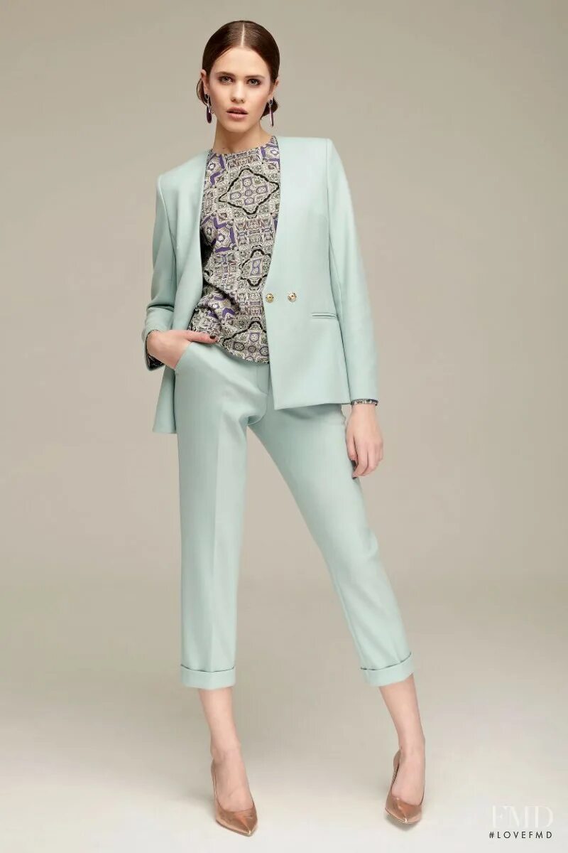 костюм бурвин. Burvin белорусская одежда. Burvin 7375. Burvin 9004. красное платье бурвин.