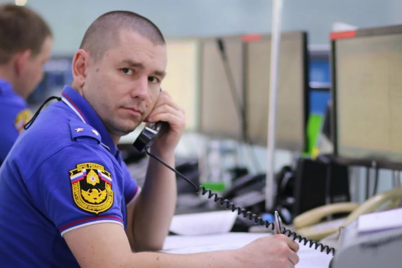 Кладбище летчиков испытателей в жуковском. Евгений крутов летчик испытатель герой россии. Анисимов летчик испытатель. Поташов валерий серпионович герой россии. Майор филиппов роман николаевич летчик.