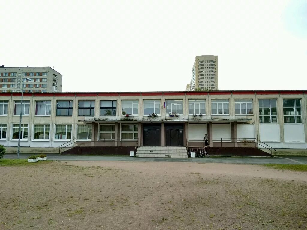 Как называется школа главный. Школа названная в честь. Краткие сведения о школе. Как называется школа номер. 1174 школа учителя.