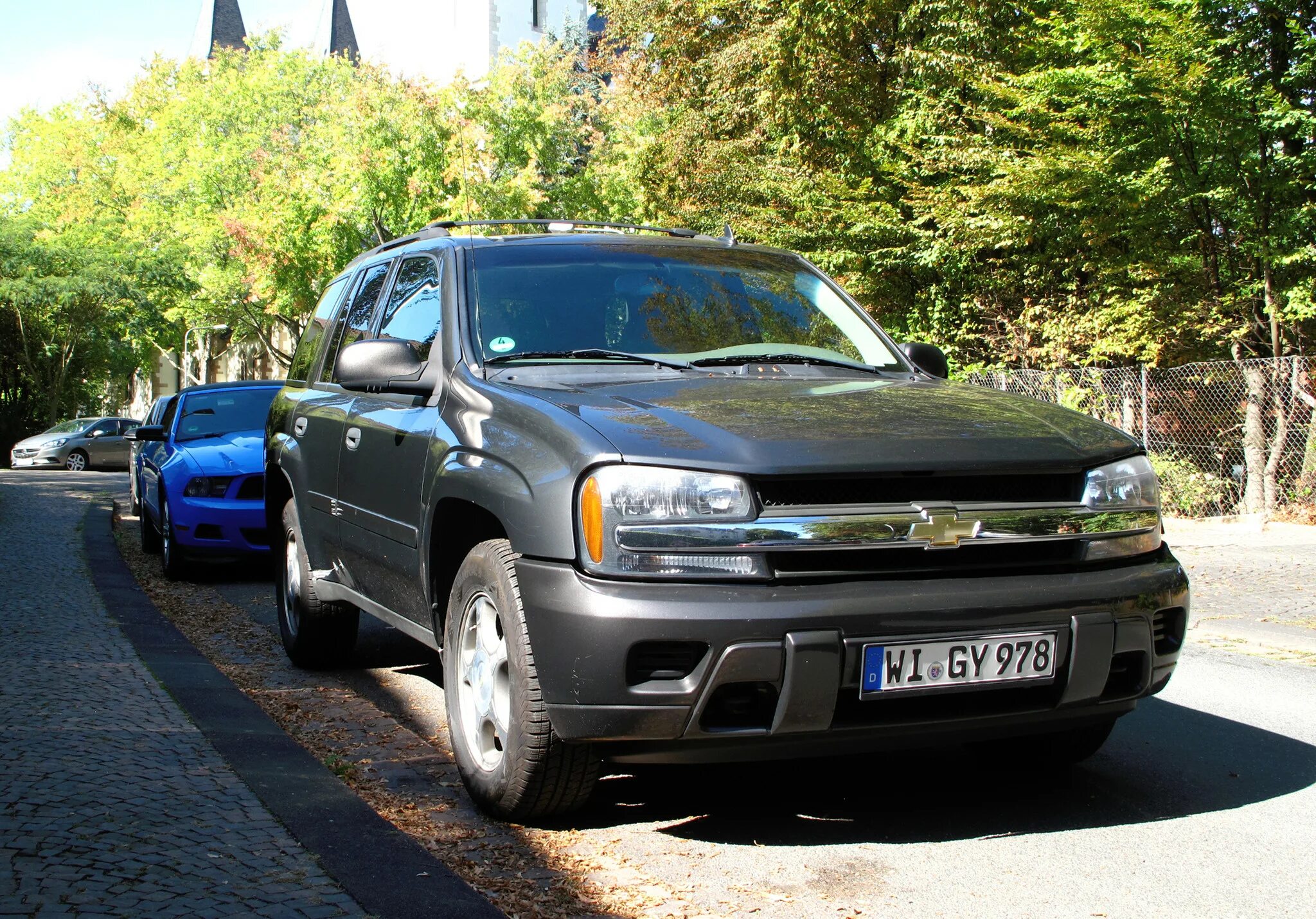 Шевроле трейлблейзер поколения. Шевроле gmt360 (Трейлблейзер). Chevrolet gmt360 trailblazer 2008. Шевроле Трейлблейзер 2001. Chevrolet trailblazer 360.