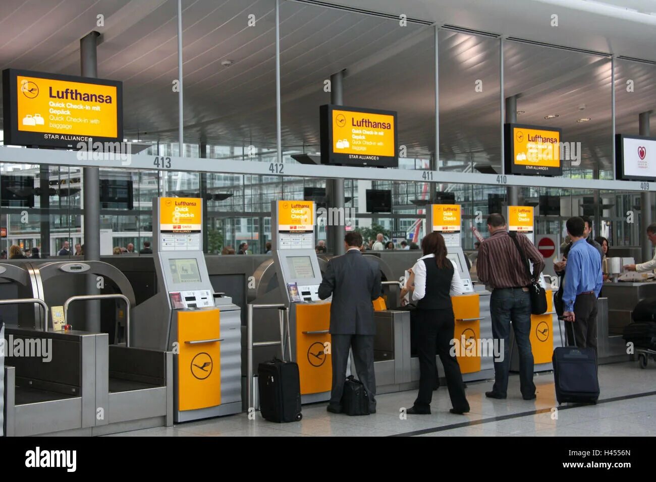 Lufthansa check in. Lufthansa check in