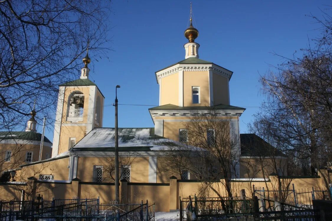 Храм спаса нерукотворного в долгопрудном. Храм покрова божией матери долгопрудный. Храм в павельцево. Микрорайон павельцево долгопрудный. Московская область долгопрудный микрорайон павельцево.