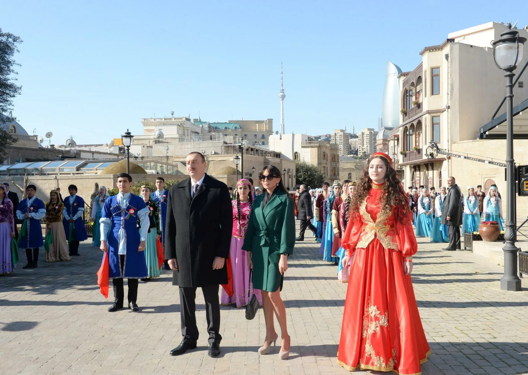 Новруз Баку. Праздник в Баку сегодня. Азербайджанский праздник сегодня. Праздник у азербайджанцев сегодня