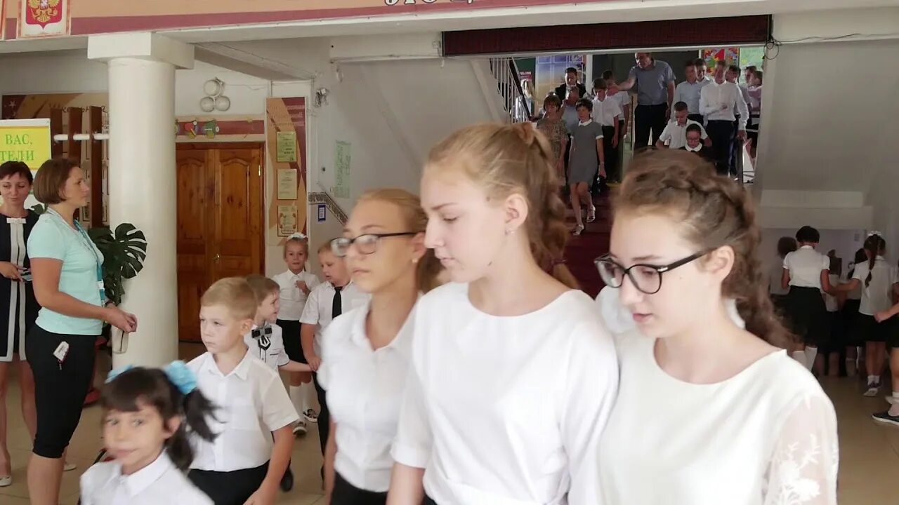 19 школа город кореновск. Школа 19 кореновск. Школа 1 кореновск. 20 школа кореновск. Новая школа 19 кореновск.