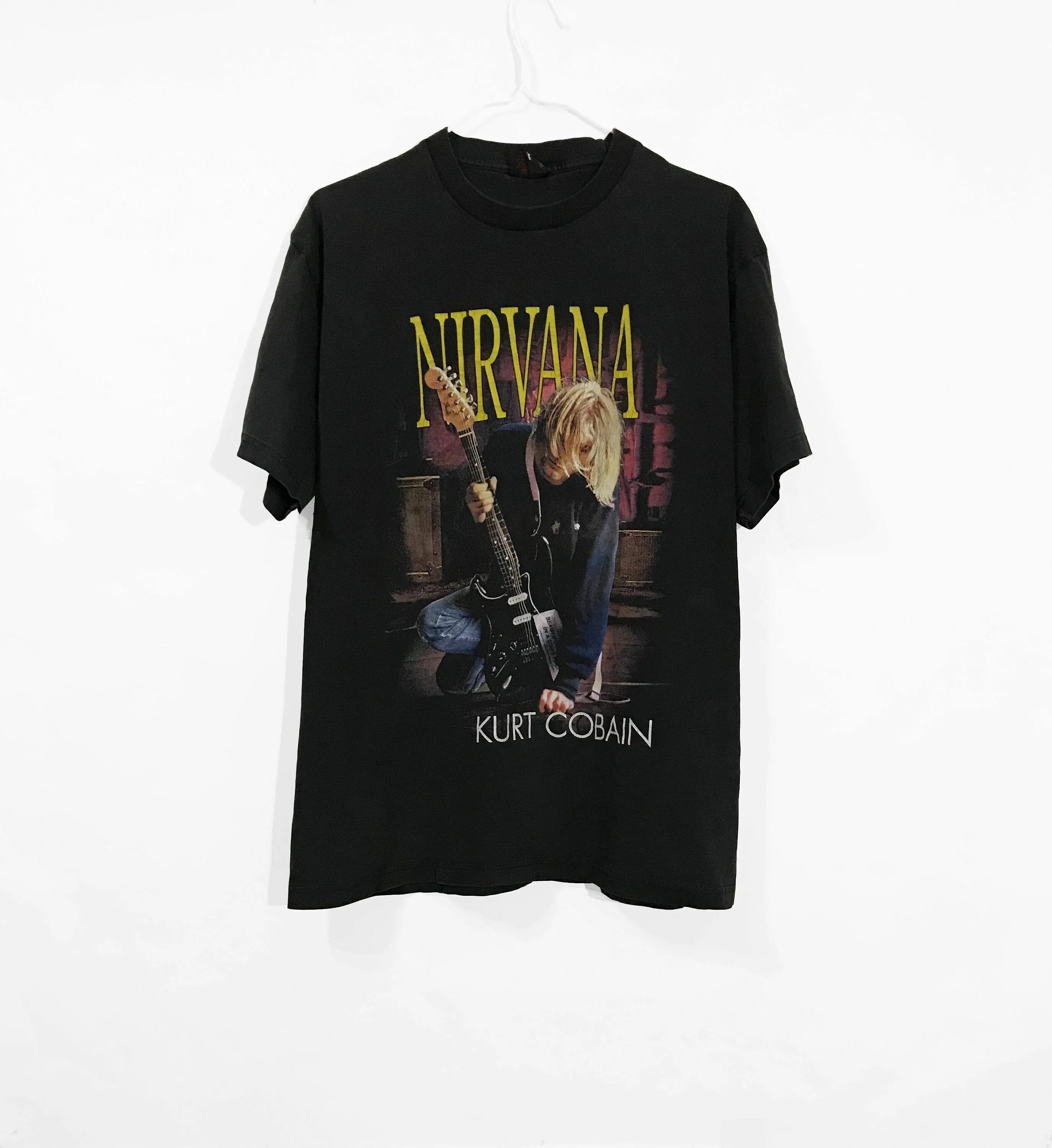 Мерч Нирвана футболка. Nirvana футболка 90s. Футболка Нирвана MTV АЛОХА. Nirvana футболка Retro. Nirvana t