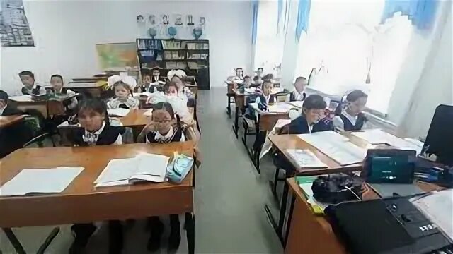 Аспанда бір қала бар