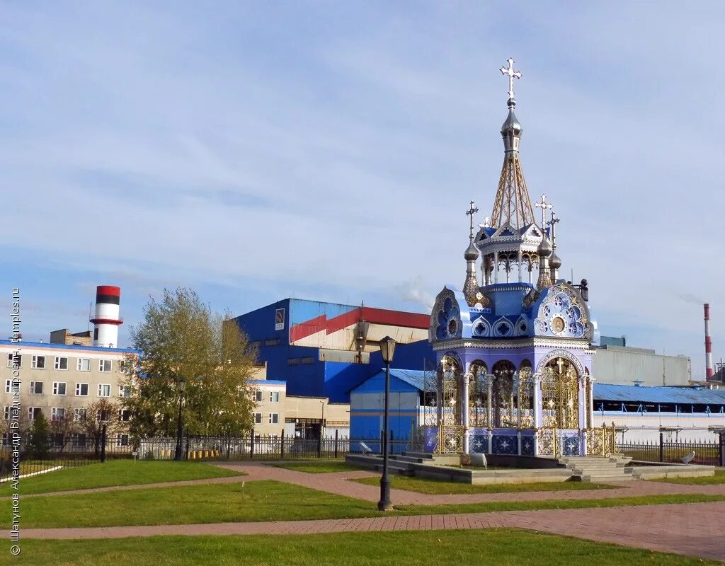 Полевской свердловская область чугунная часовня. Часовня г полевской. Часовня спаса преображения полевской 1893г. Северская домна часовня. Часовня преображения господня полевской.