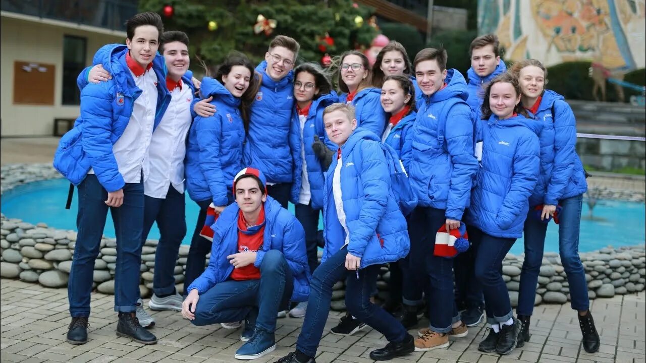 Артек детский лагерь хрустальный. Международный детский центр артек. Артек в новый век программа. Геленджик артек лагерь. Советники директоров школ артек.