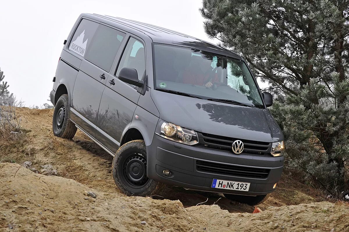 Т5 полный привод. VW t5 Rockton. Фольксваген Транспортер т5. Фольксваген Каравелла т4. Фольксваген Мультивен т3.