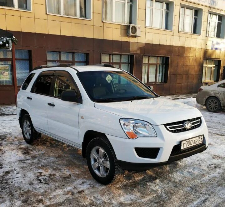 Купить б/у Kia Sportage II Рестайлинг 2.0 MT (141 л.с.) 4WD бензин механика в Ка