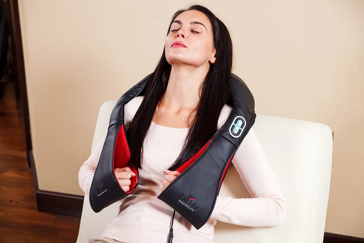 Massage two. Массажёр для шеи casada Neck Massager 2. Массажер для шеи casada Neck. Casada массажеры для шеи. Электрический массажер casada.