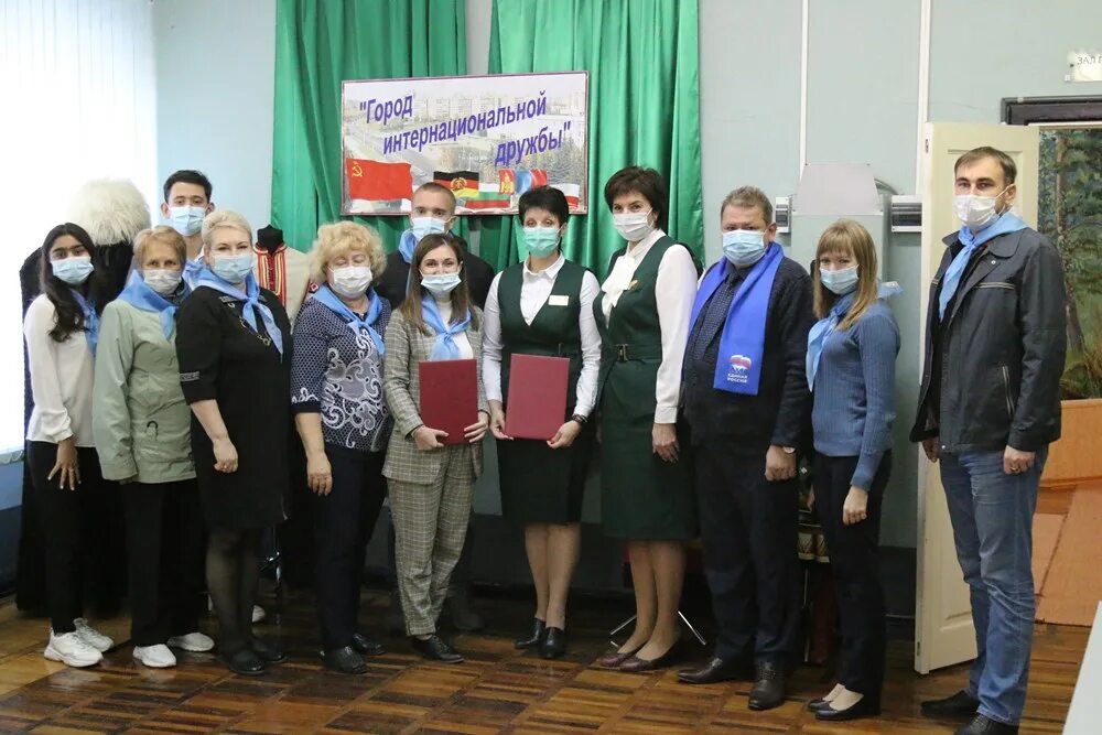 Школа 14 железногорск курская. Школой 9 курская область город железногорск. Школа 11 железногорск курская. 9 школа железногорск курская область. Школьный проект фото.