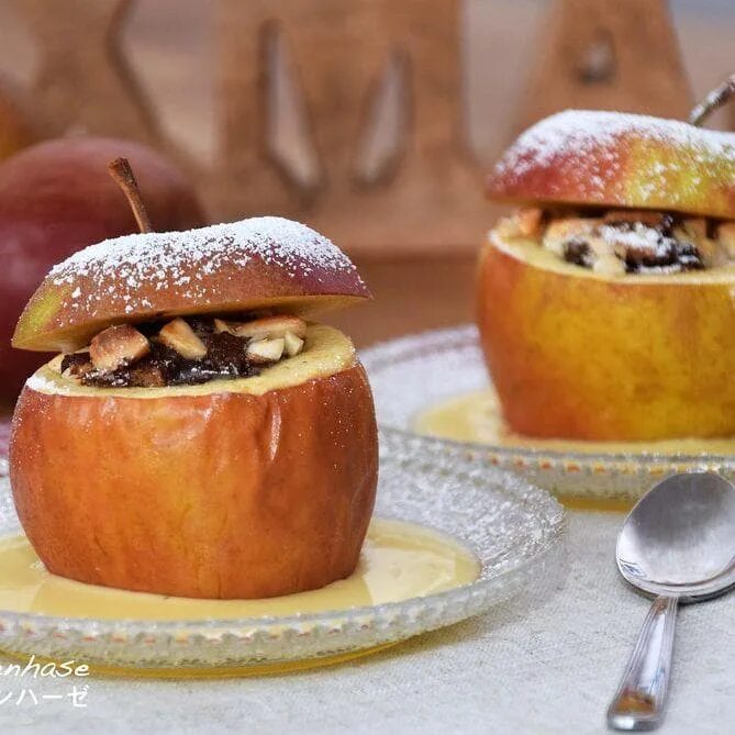 Печеные без сахара. Печеные яблоки. Запечённые яблоки в духовке. Запеченные яблоки с орехами. Запечь яблоки в духовке целиком.