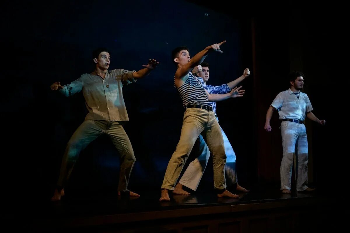 Театр мастерская спб. Театр мастерская козлова. Моноспектакль вертинский. Спектакли 10 спб. Спектакль белый петербург в театре музыкальной комедии.