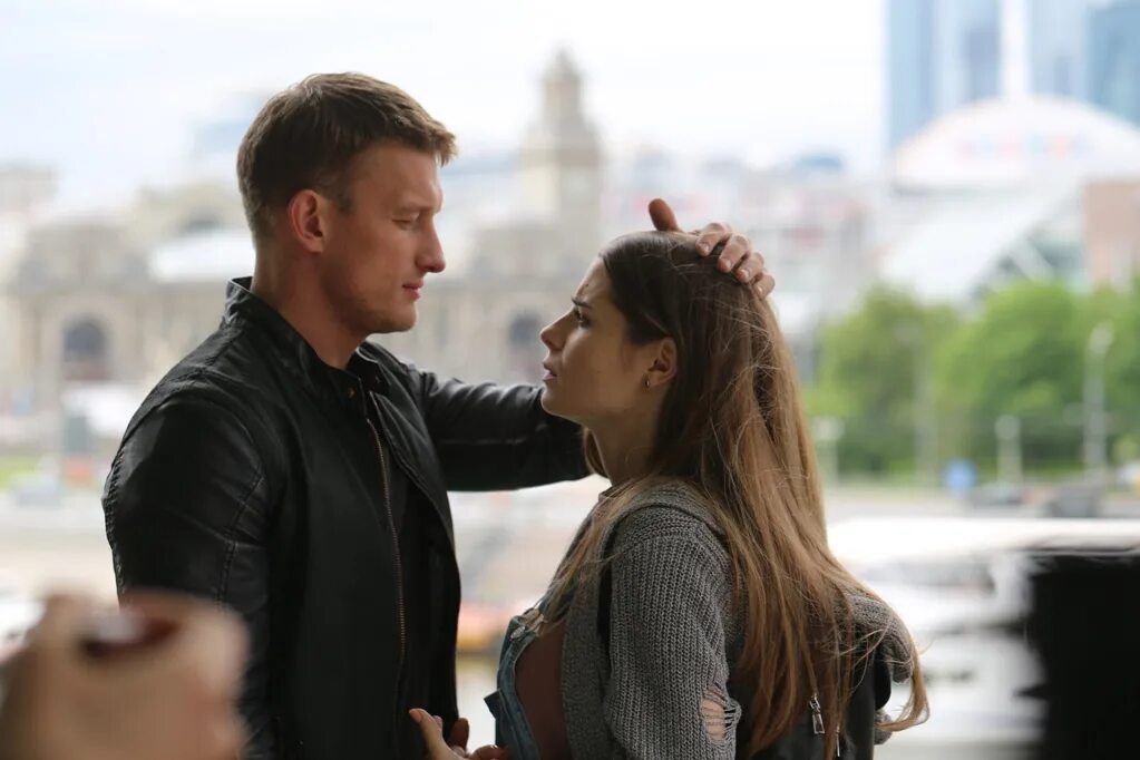 Украденная жизнь сериал 2020. Петр Рыков 2020. Сериал украденная жизнь 2021. Дарья Егоркина Петр Рыков 2020