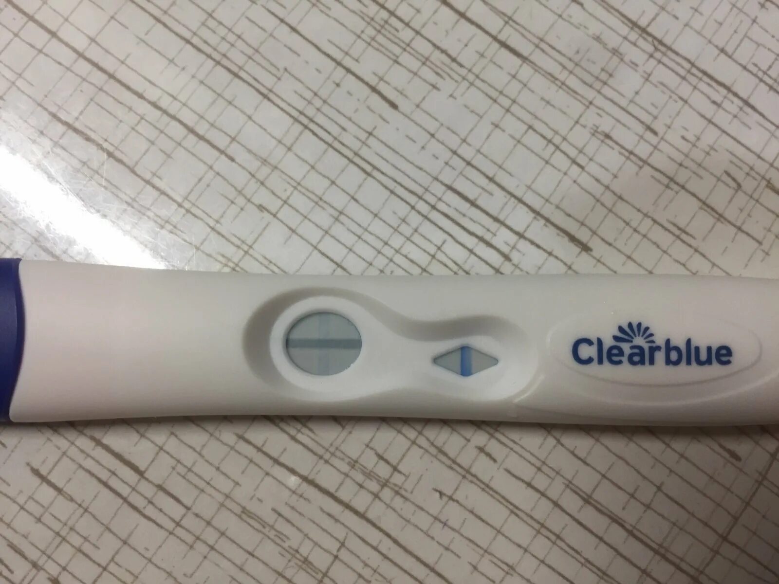 Clearblue ошибся. Clearblue слабоположительный. тест clearblue и clearblue digital разница. разобрала электронный clearblue а он слабоположительный.