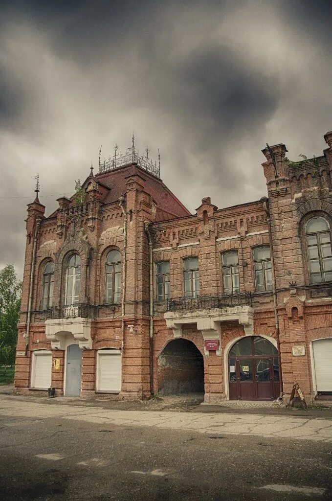 Погода камень на оби 2 недели. Дом купца винокурова камень на оби. винокуров камень на оби купец. камень-на-оби алтайский край. камень на оби краеведческий музей.
