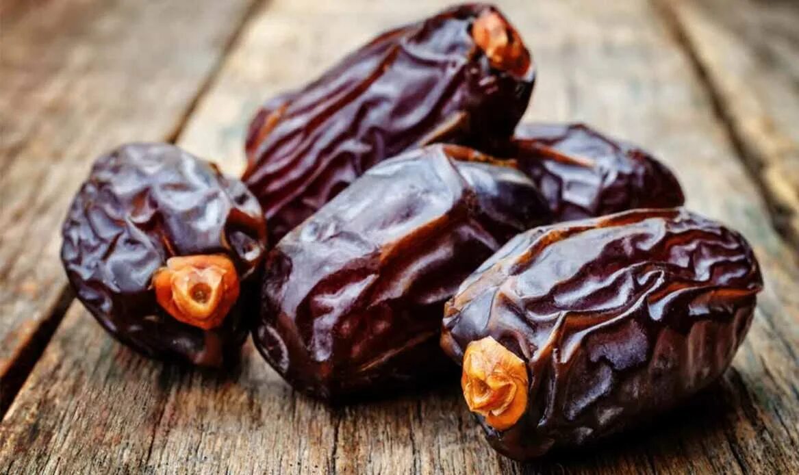 M dates