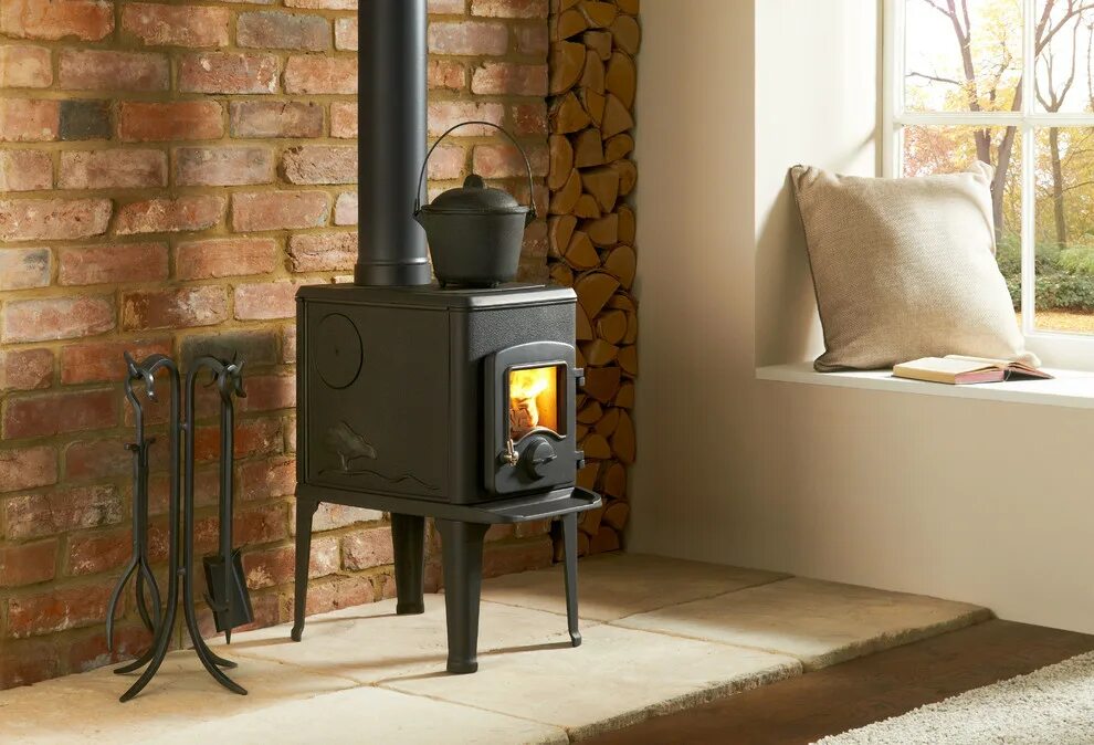 Печь голландка малютка. Дровяная печь mini wood stove. Мини печи отопительный. Булерьян длительного горения. Мини печи отопительный.
