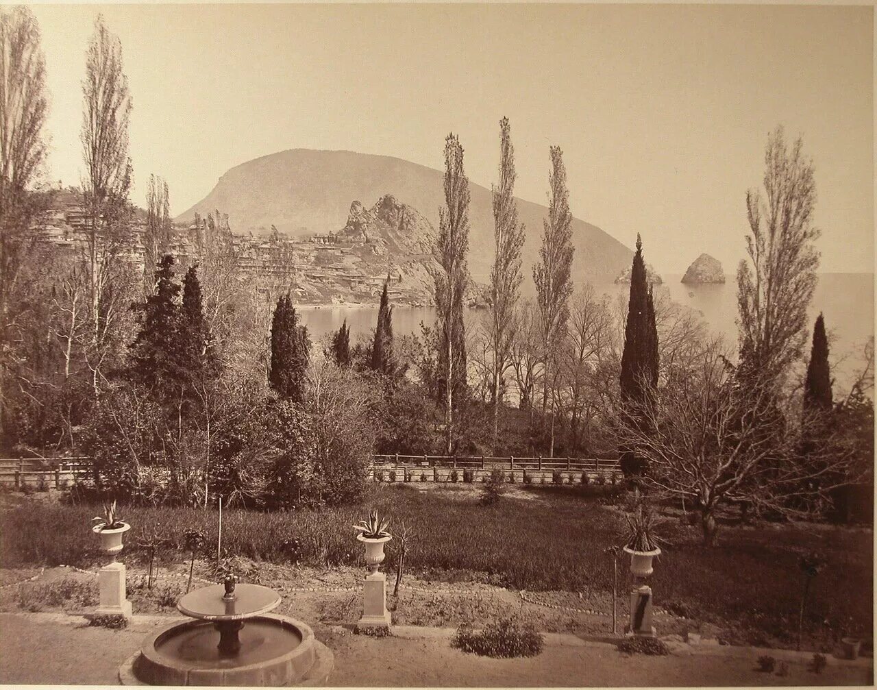 Гурзуф бахчисарай. Пейзажи крыма картины художников бахчисарай. Гурзуф бахчисарай. Крымские улочки ялта. Улочки гурзуфа живопись.