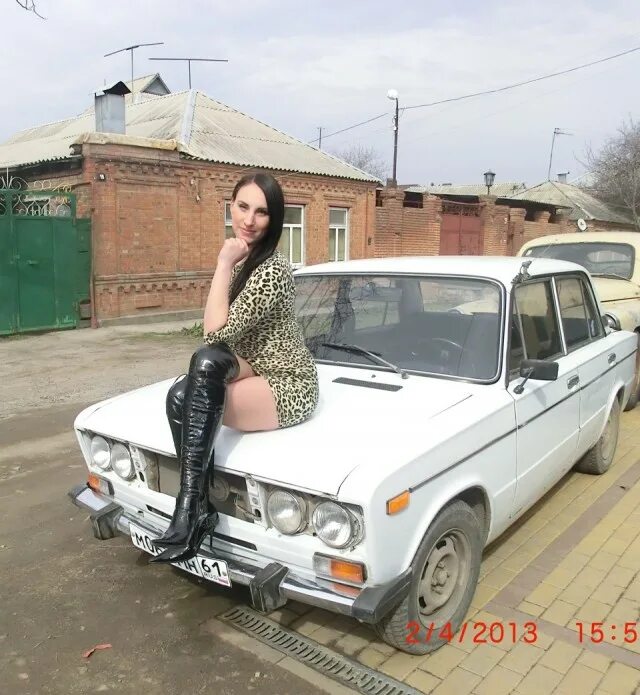 Насосала подругу. Насосала фото. девушка насосала. насосала на машину. насосала бабка.