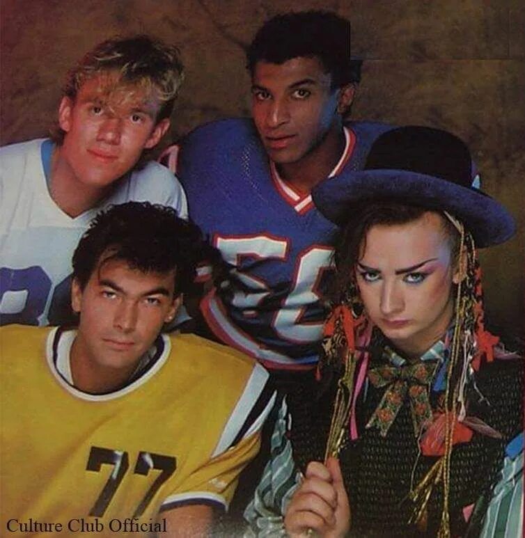 Culture club солист. Culture club бой джордж. Бой джордж певец. Culture club. Culture club в молодости.