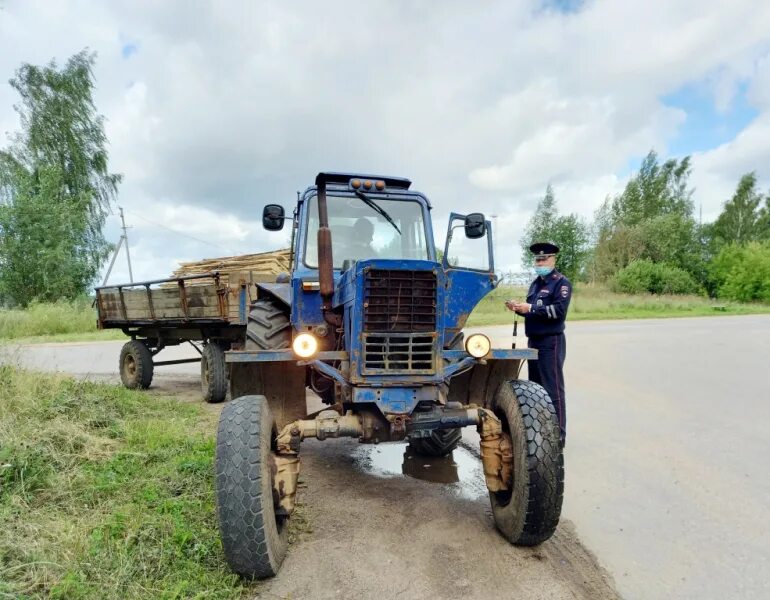 Купить трактор в псковской области