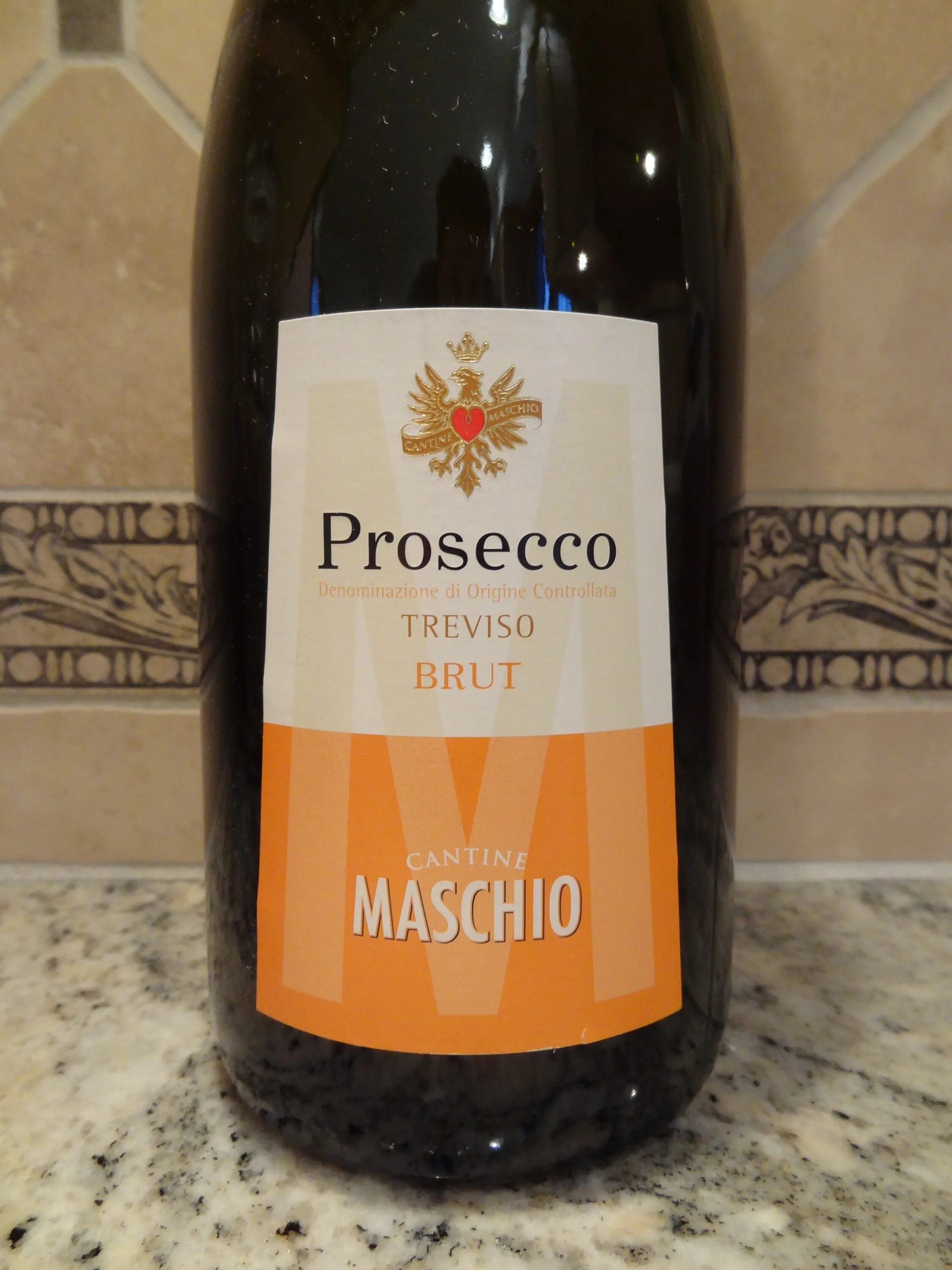 Maschio prosecco. Маскио Просекко Тревизо. Просекко это maschio Treviso. Маскио Просекко брют. Просекко Маскио Биолоджико.