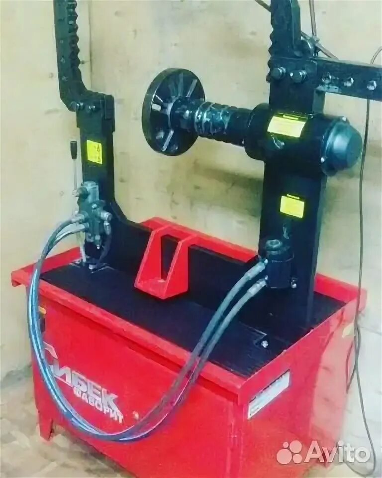 Правка дисков нива. Станок для правки сибек фаворит. Прокатка дисков ростов на дону. Правка дисков. 50%скидка на правку литья.