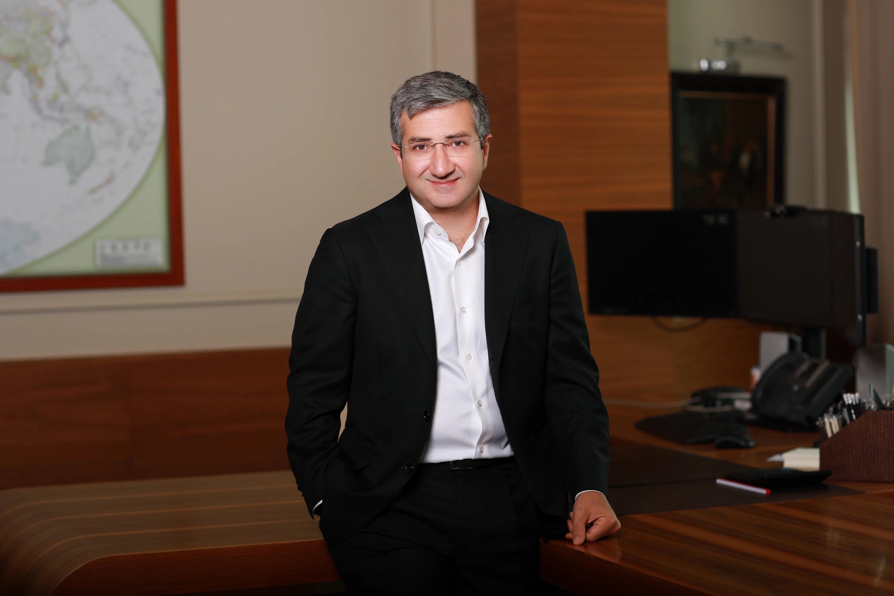 Карим бабаев ростов на дону бизнесмен. Игорь бабаев. Бабаев наум александрович дамате. Бабаев бизнесмен. Наум александрович бабаев.