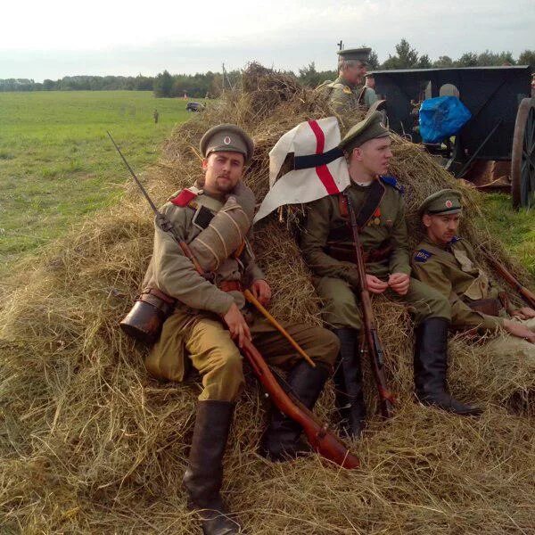 Военно историческое фото. Военно-исторический клуб. Военно-исторический клуб "русская Слобода". Слобода для военных. Слобода историческая реконструкция.