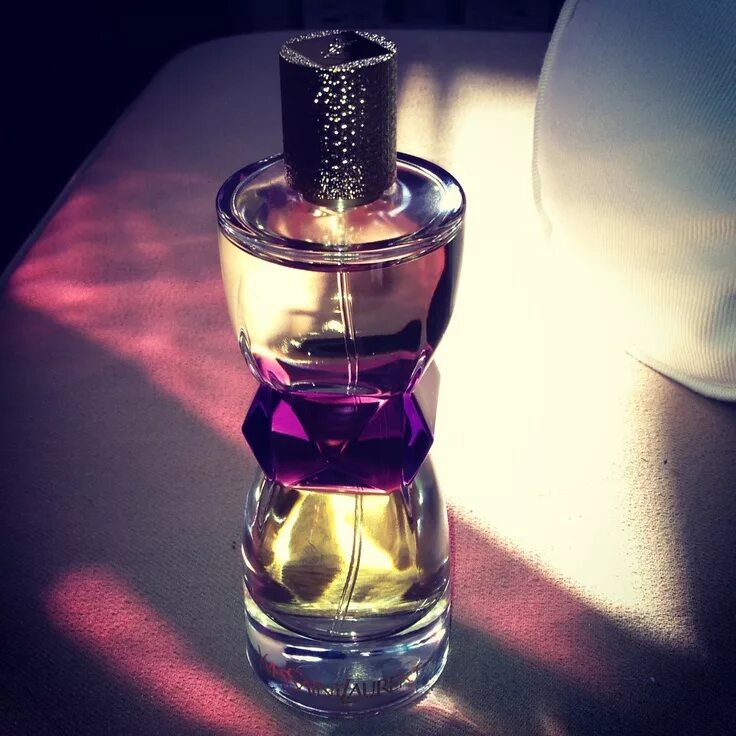 Saint laurent manifesto. Yves saint laurent manifesto. духи ysl manifesto. ив сен лоран духи манифесто. saint laurent manifesto духи.