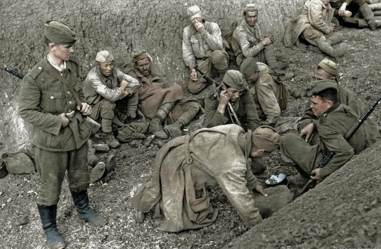 Пленный про войну. Пленные красноармейцы 1941. Пленный про войну. Пленный про войну. Лагерь военнопленных 1945.