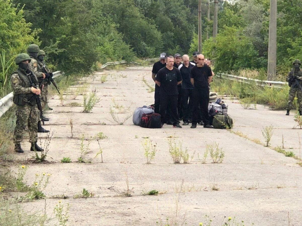 Российские разведчики. Военный преступник.