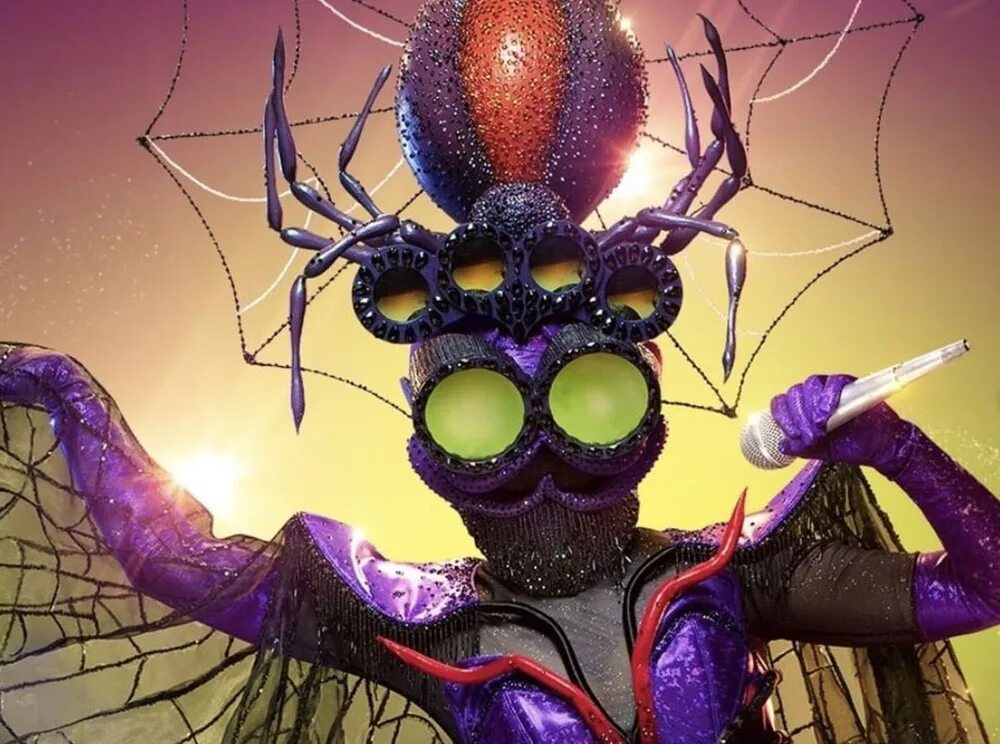 Первый канал маски. Шоу маска Сингер Австралия. Шоу маска паук. Шоу маскарад. Шоу маска костюмы.