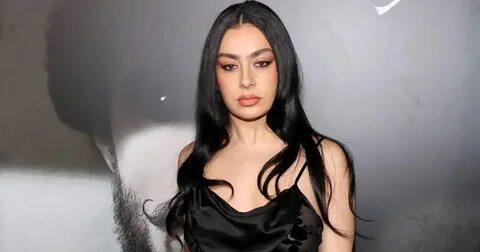 Порно актрисалардың кеуде өлшемдері