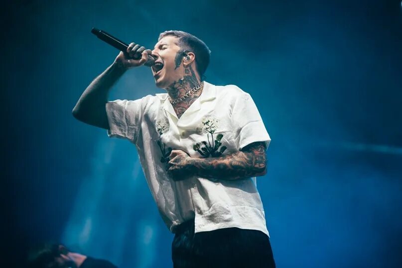 Bring the horizon слушать. Bring me the Horizon. Bring me the Horizon исполнитель. Bring me the Horizon 2004-2013. Bring me the Horizon 2004.